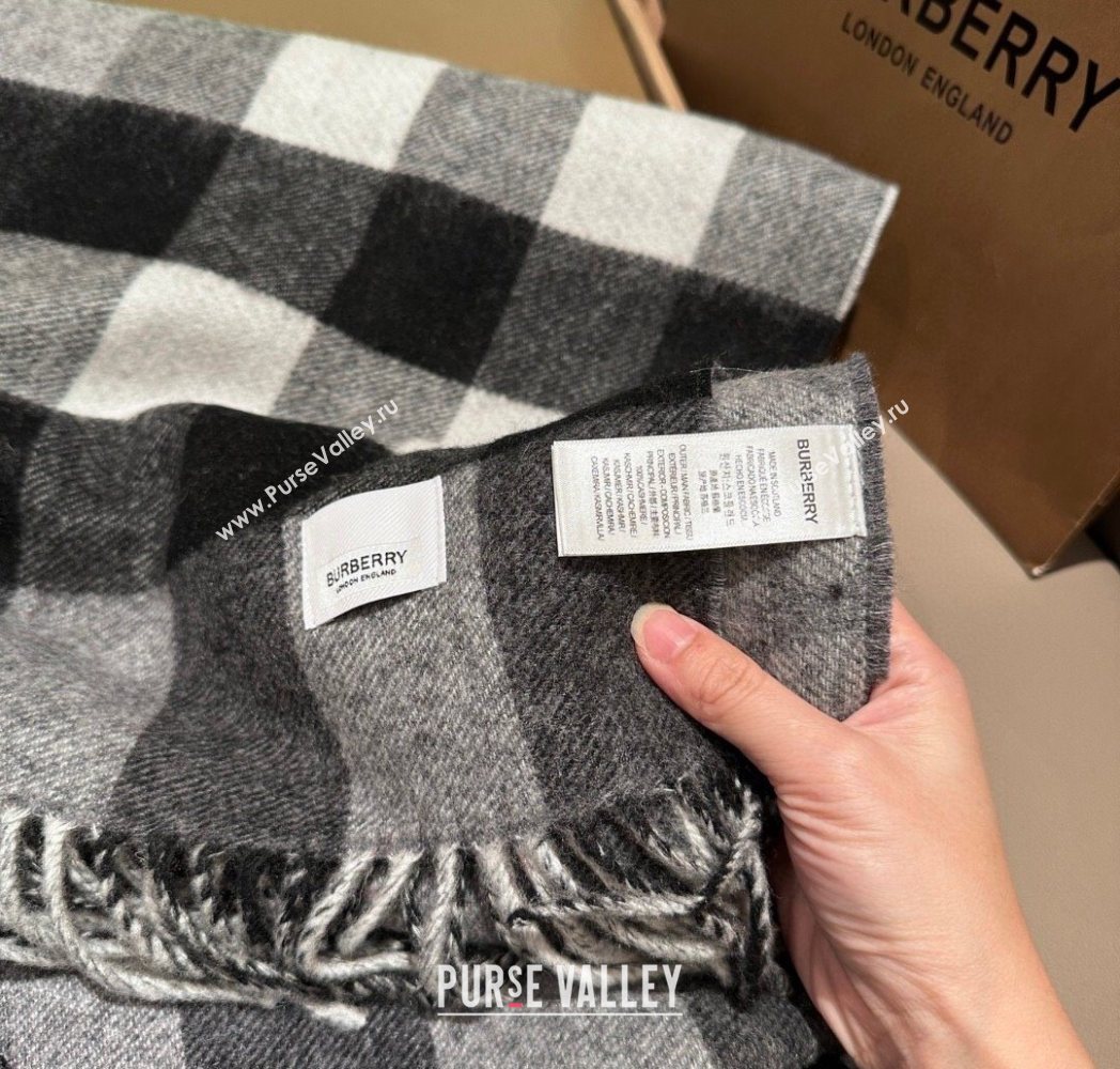 Burberry TB Cashmere Wool Long Scarf 30x180cm Grey 2025 BR091018 (XMN-250910055)