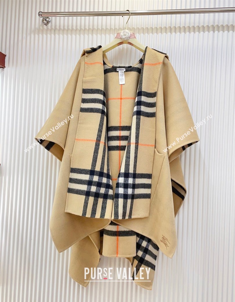Burberry Cashmere Reversible Hoodlie Cape with Fringes Sand 2025 BR091030 (SHI-250910089)