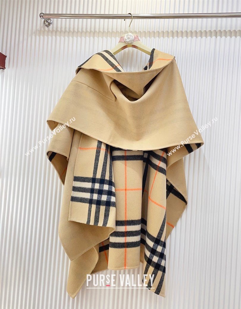Burberry Cashmere Reversible Hoodlie Cape with Fringes Sand 2025 BR091030 (SHI-250910089)