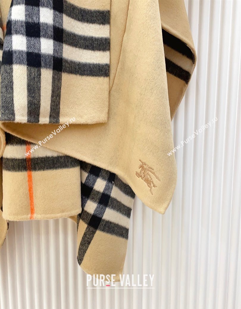Burberry Cashmere Reversible Hoodlie Cape with Fringes Sand 2025 BR091030 (SHI-250910089)