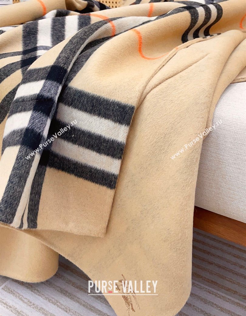 Burberry Cashmere Reversible Hoodlie Cape with Fringes Sand 2025 BR091030 (SHI-250910089)