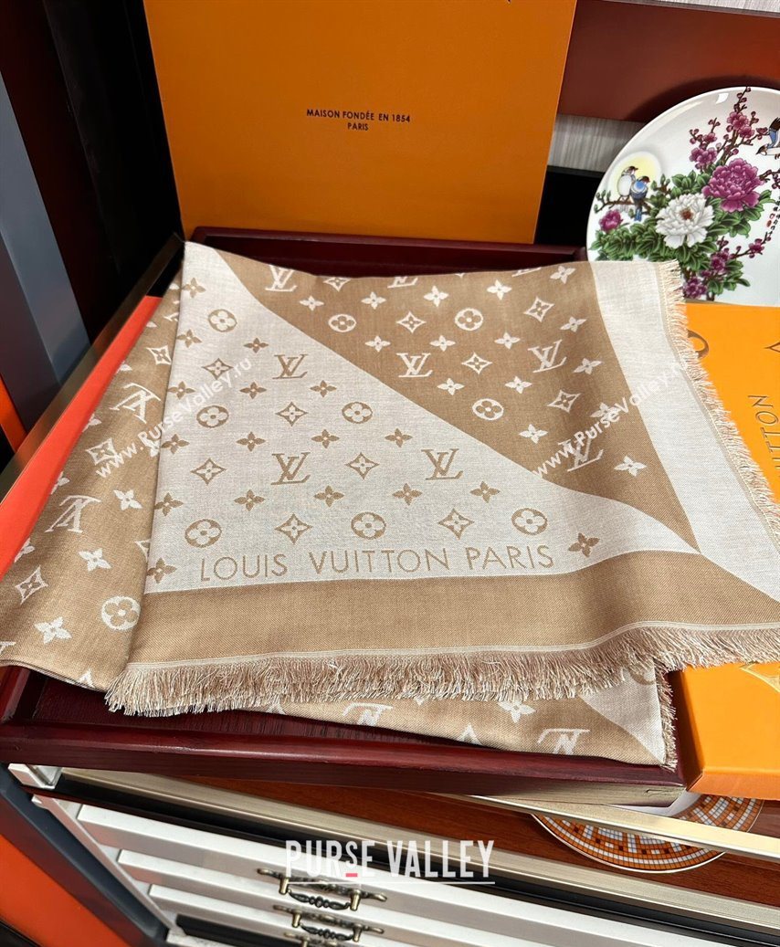 Louis Vuitton Cashmere Patchwork Square Scarf 140x140cm Gold-Tone 2025 LV091012 (XMN-250910035)