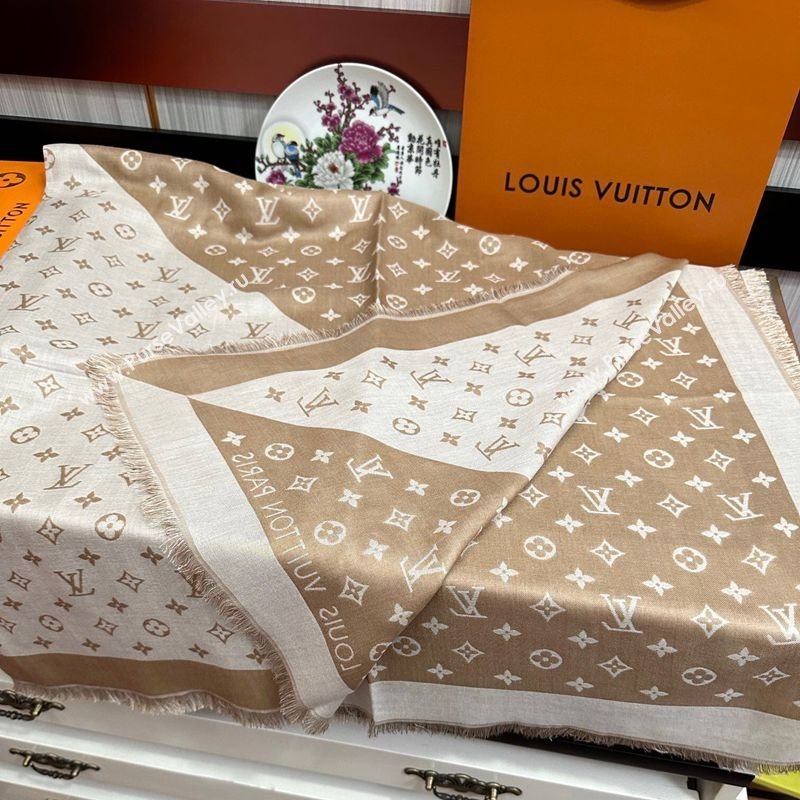 Louis Vuitton Cashmere Patchwork Square Scarf 140x140cm Gold-Tone 2025 LV091012 (XMN-250910035)