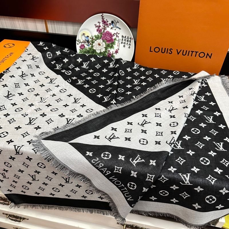 Louis Vuitton Cashmere Patchwork Square Scarf 140x140cm Black 2025 LV091012 (XMN-250910037)