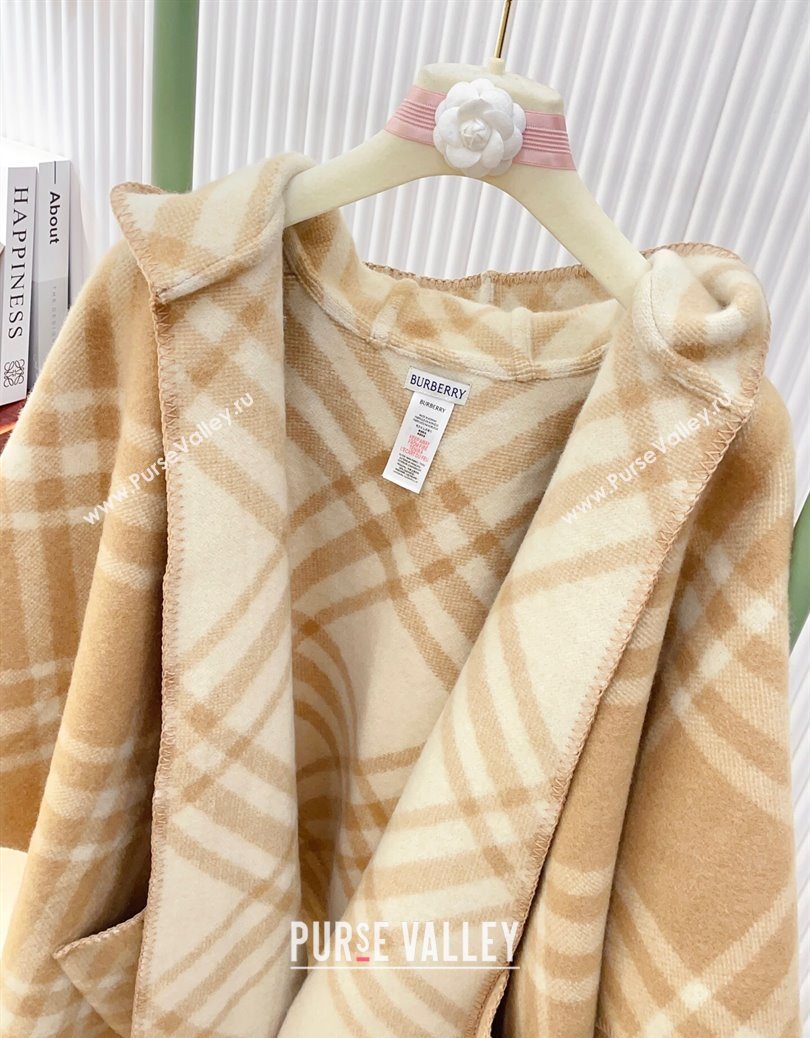 Burberry Wool Reversible Cape Camel 2025 BR091025 (SHI-250910073)