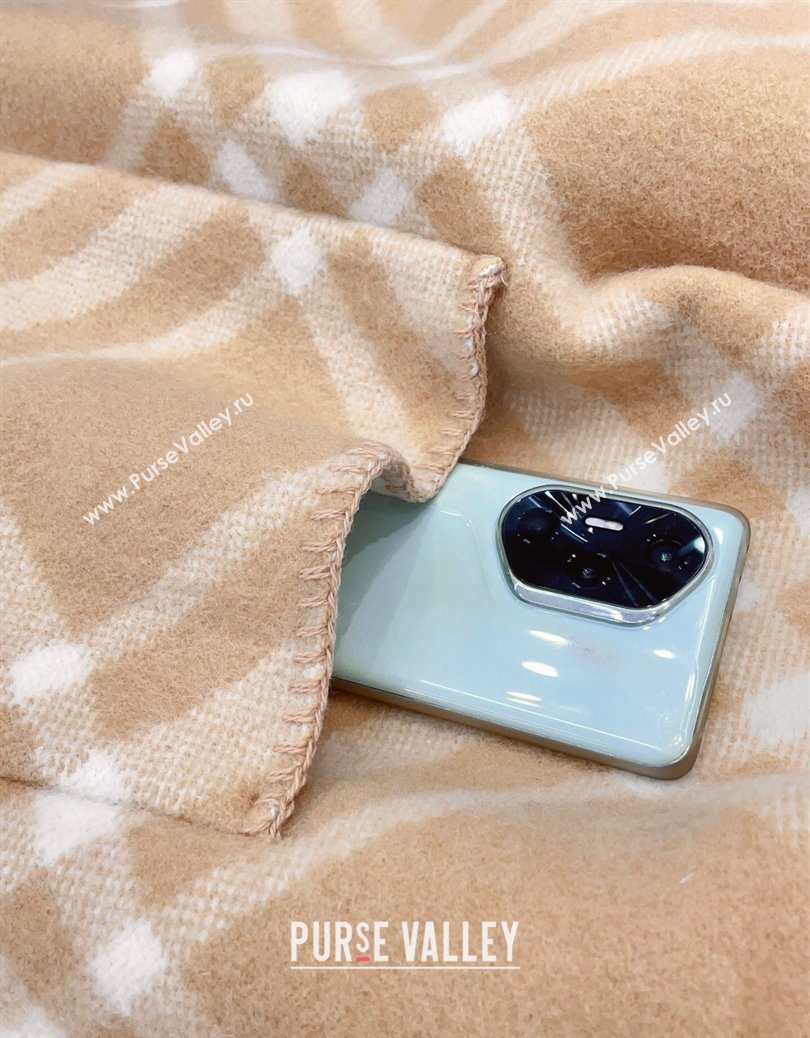 Burberry Wool Reversible Cape Camel 2025 BR091025 (SHI-250910073)