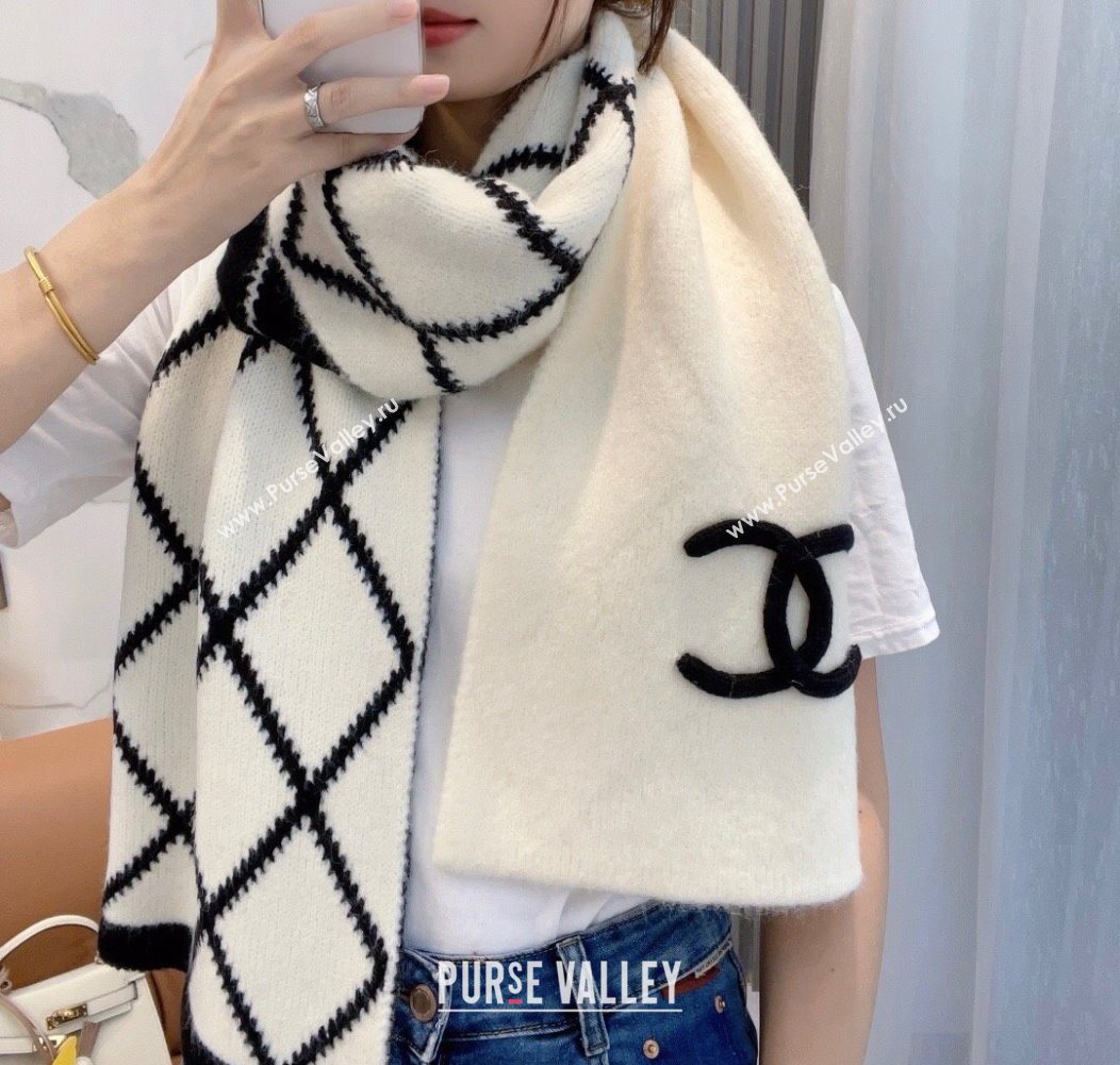 Chanel Cashmere Wool Silk Long Scarf 30x180cm White 2025 CH111158 (XMN-251111159)