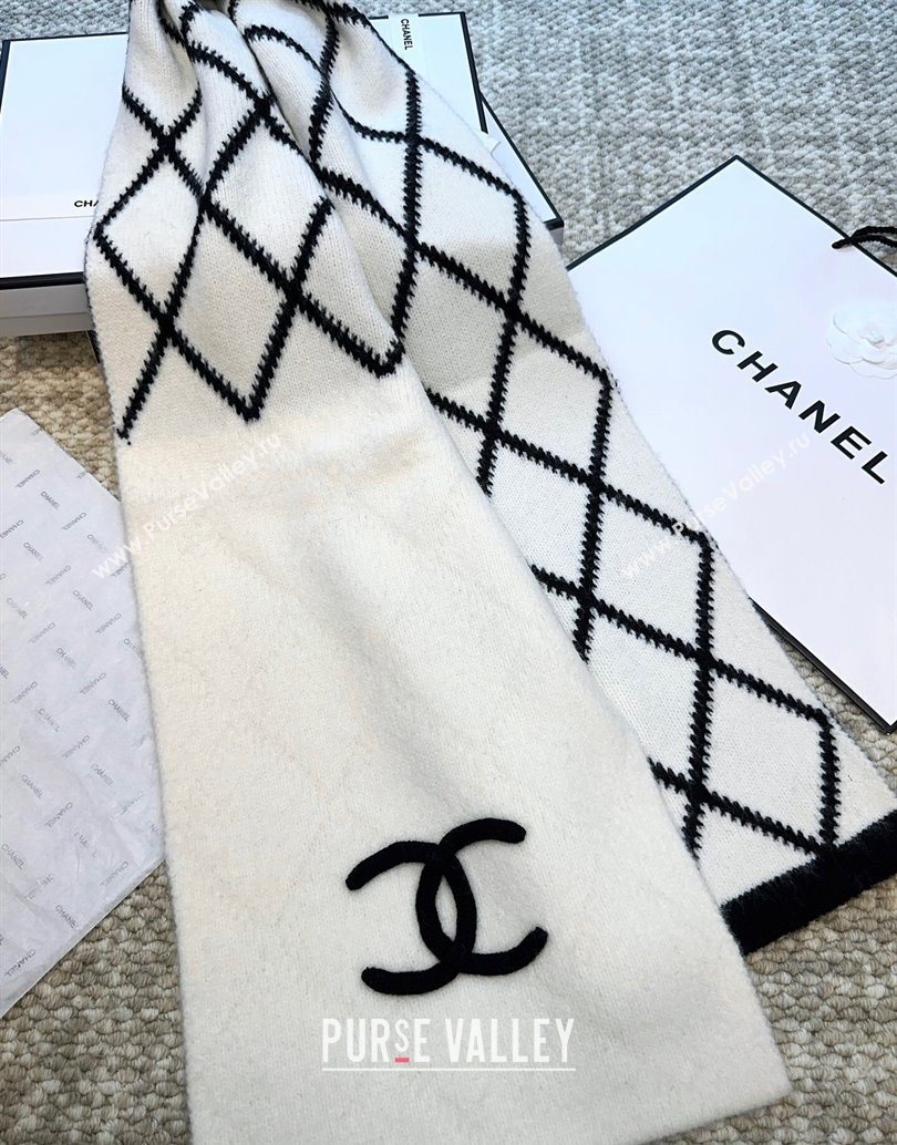 Chanel Cashmere Wool Silk Long Scarf 30x180cm White 2025 CH111158 (XMN-251111159)