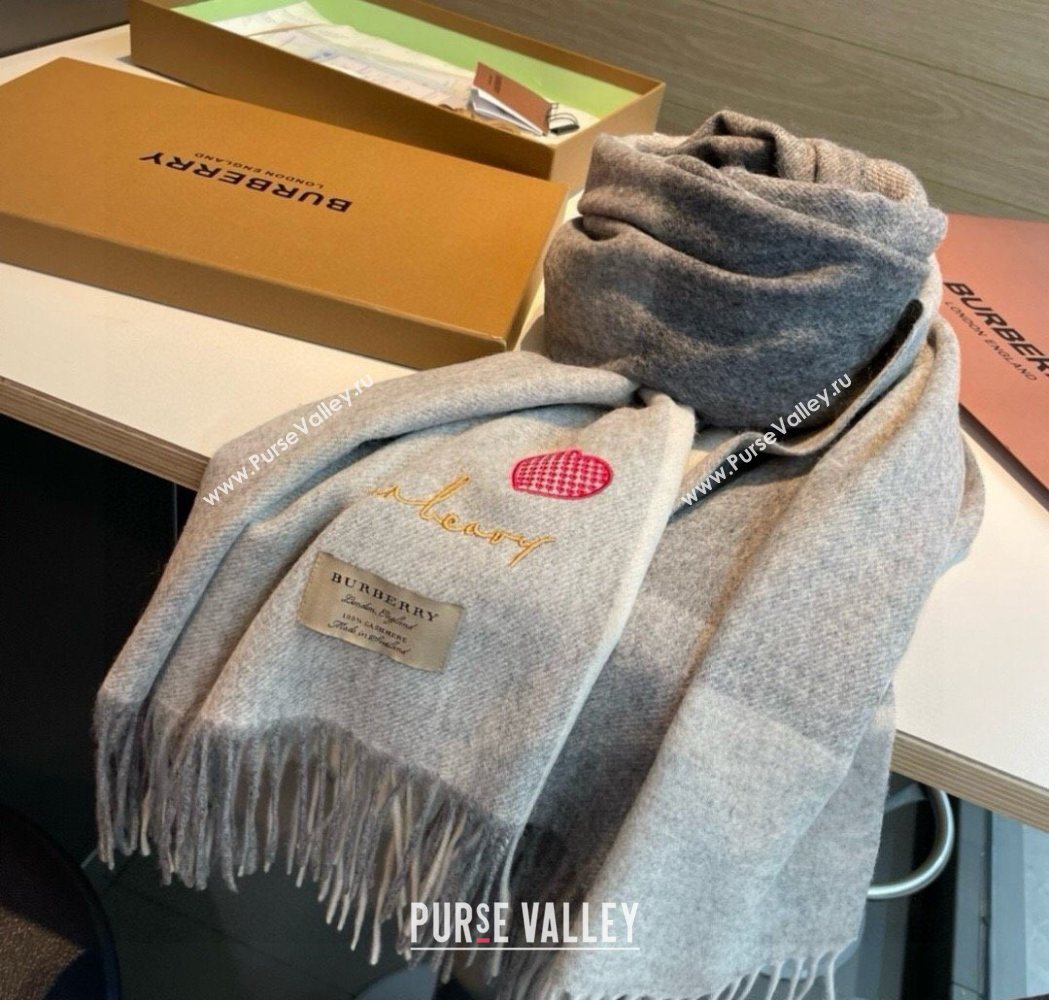 Burberry Heart Cashmere Long Scarf 70x200cm Grey 2025 BR111102 (XMN-251111132)