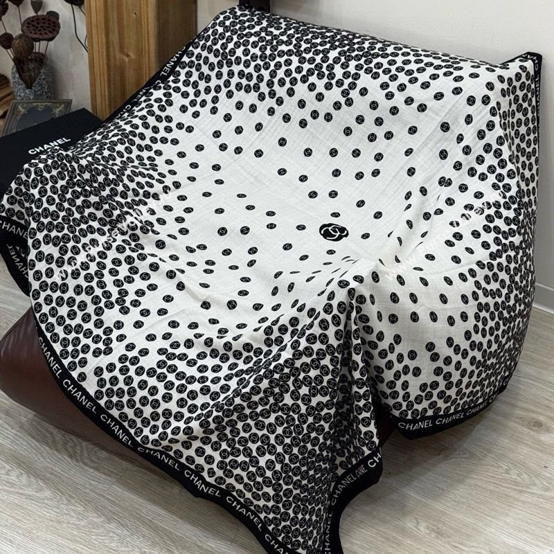 Chanel Wool Silk Square Scarf 135x135cm White 2025 CH111160 (XMN-251111164)
