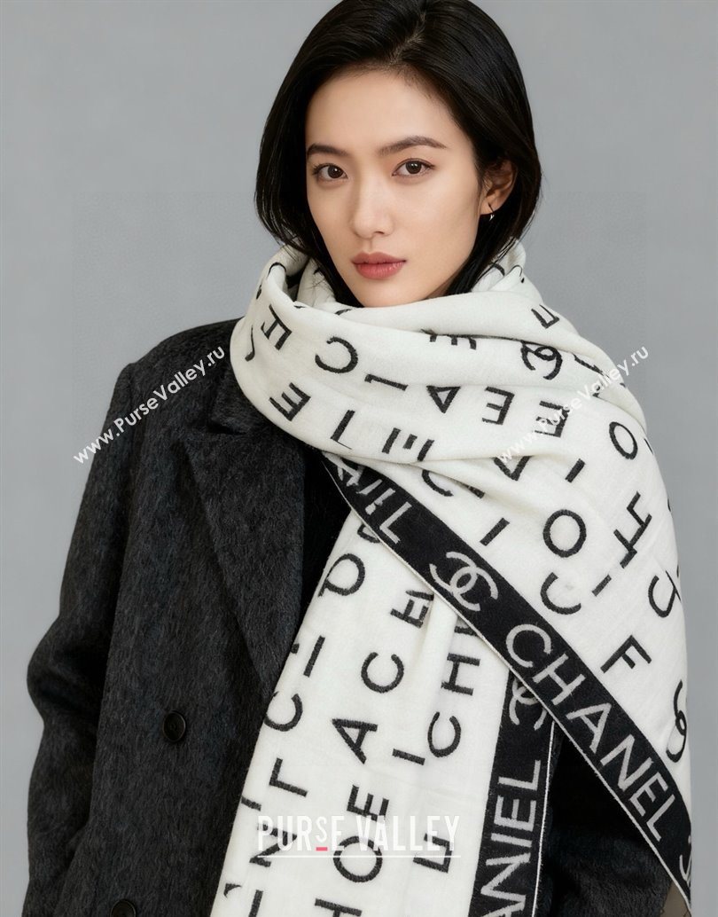 Chanel Logo Cashmere Silk Square Scarf 135x135cm White 2025 CH111161 (XMN-251111167)
