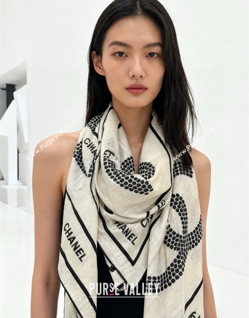 Chanel CC Cashmere Silk Square Scarf 135x135cm White 2025 CH111162 (XMN-251111169)