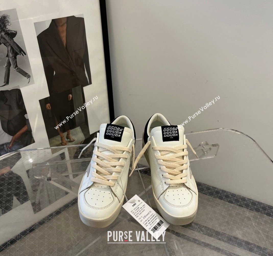 Golden Goose Women’s Stardan with ice-gray suede star and black heel tab 2024 (13-240105021)