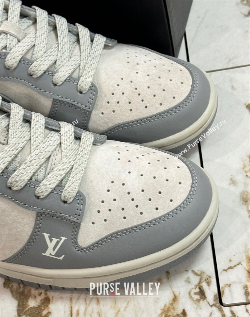 Nike SB Dunk Low Retro x Louis Vuitton LV Sneakers in Suede and Leather White/Light Grey 2024 FC1688-165 (8-240105037)