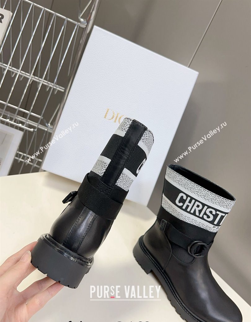 Dior D-Major Ankle Boots in Fabric and Calfskin Black/White 2025 D09021 (MD-251029017)