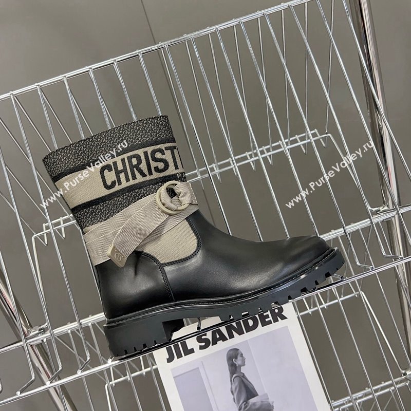 Dior D-Major Ankle Boots in Fabric and Calfskin Light Beige 2025 D09021 (MD-251029015)