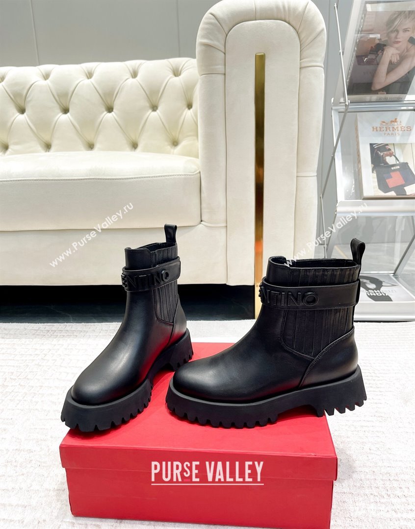 Valentino Calfskin Ankle Boots with Logo Strap Black 2023 VLTN09112 (XL-230910116)