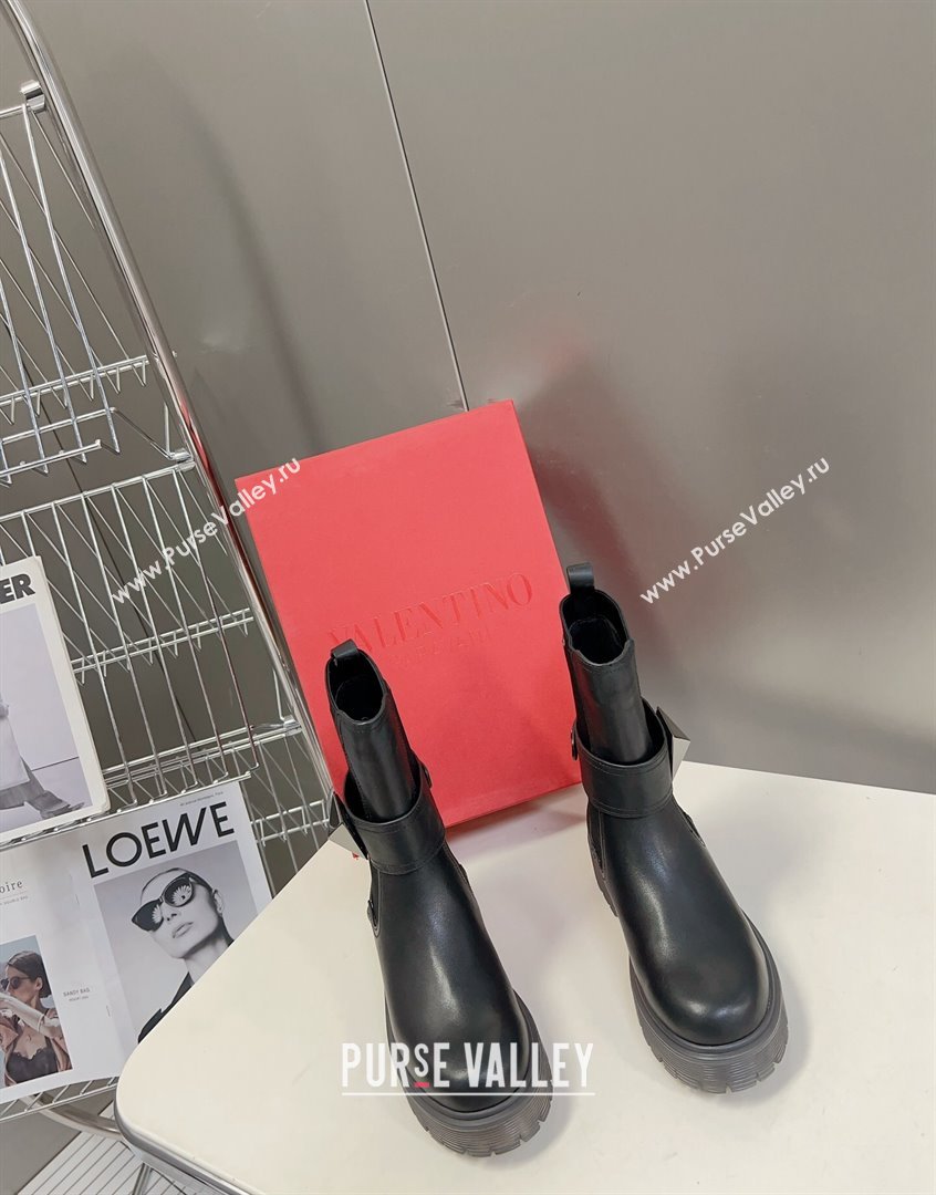 Valentino One Stud Beatle Ankle Boots in Calfskin Leather Black 2023 VLTN09113 (MD-230910124)