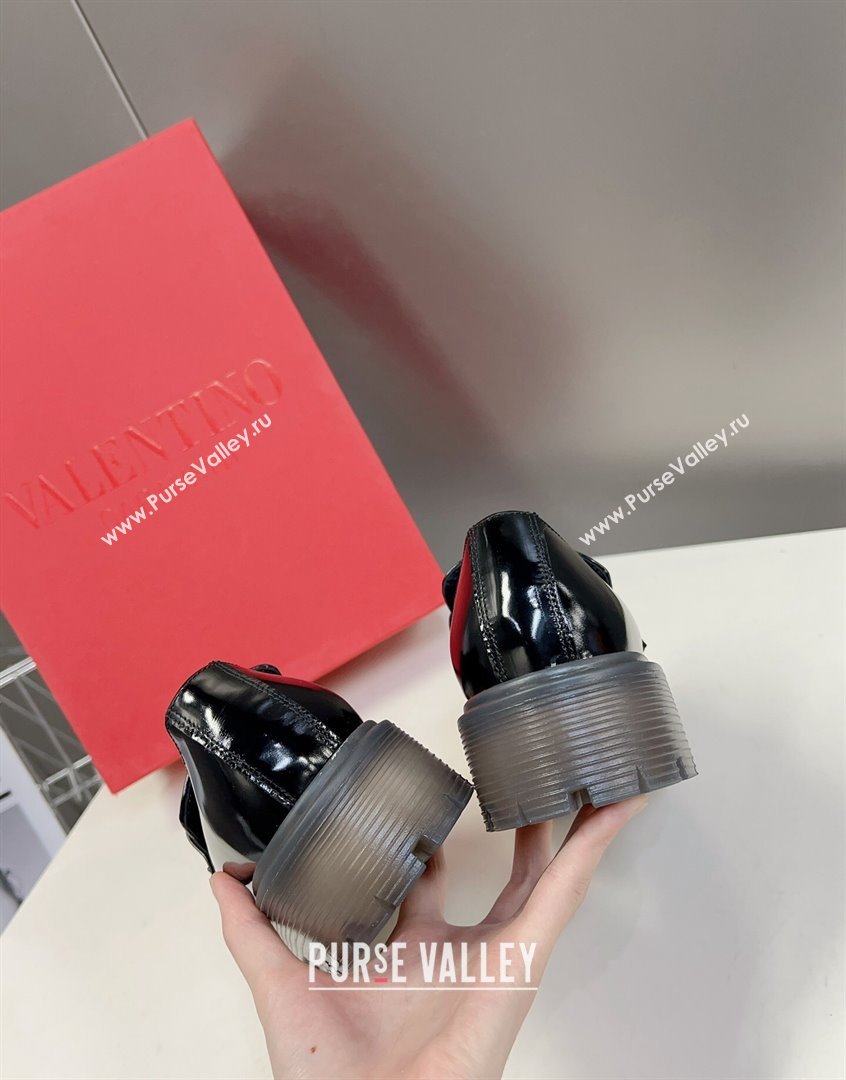 Valentino One Stud Loafers in Calfskin Black 2023 VLTN09113 (MD-230910126)