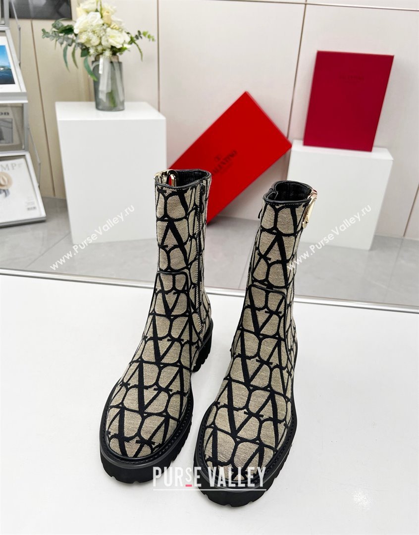 Valentino VLogo Type Ankle Boots in Toile Iconographe Fabric Beige 2023 VLTN09111 (MD-230910115)