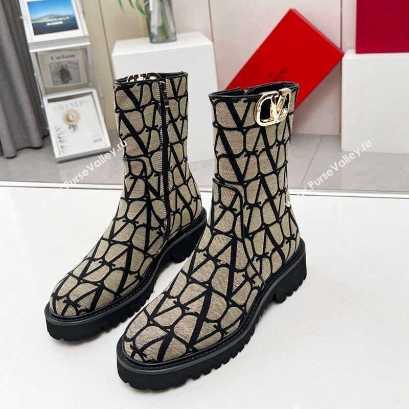 Valentino VLogo Type Ankle Boots in Toile Iconographe Fabric Beige 2023 VLTN09111 (MD-230910115)
