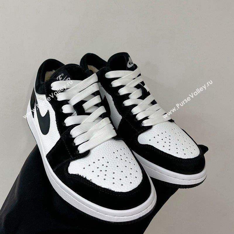 Nike Calfskin Suede and Wool Low-Top Sneakers White/Black 2 2023 1013 (ZN-231013089)