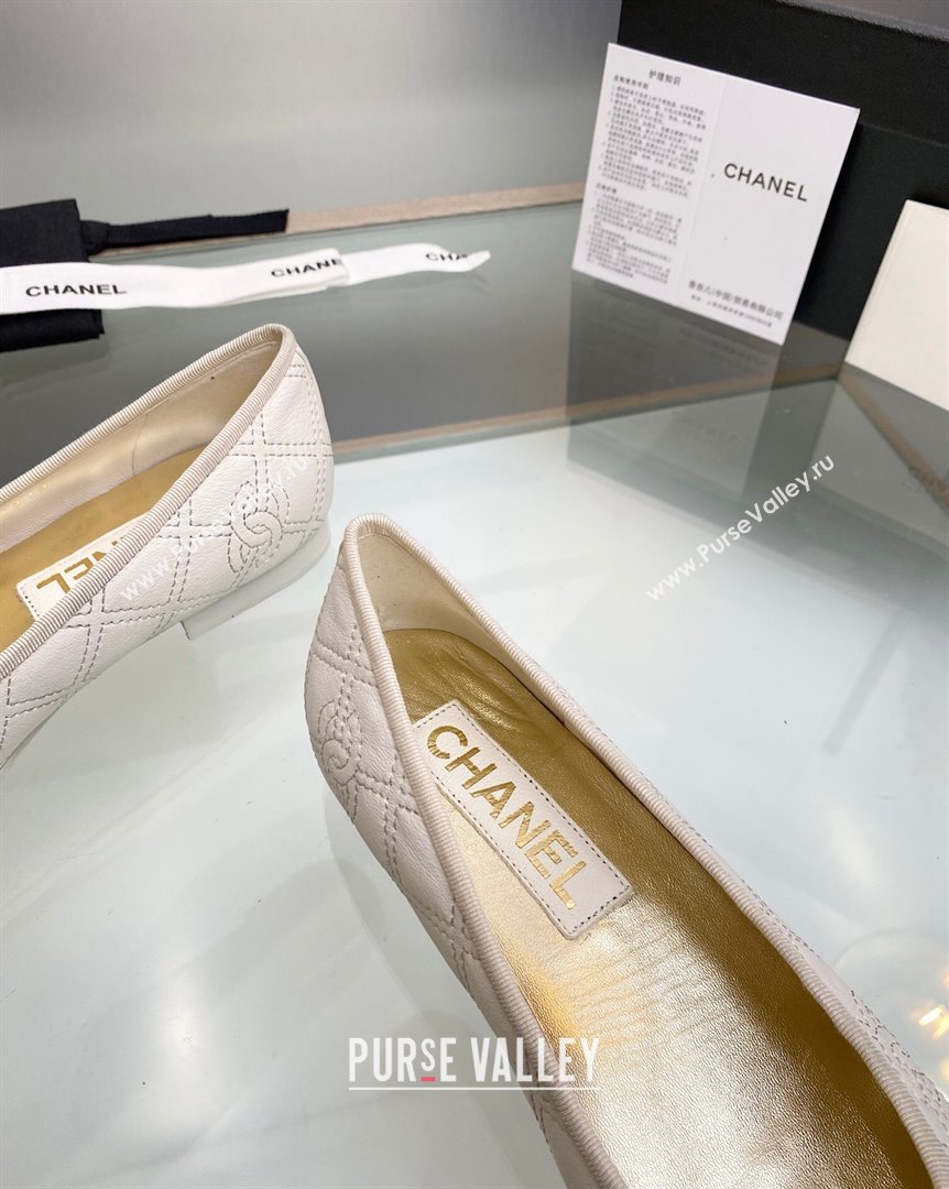 Chanel CC Quilted Calfskin Classic Ballet Flat White 2023 CH10141 (MD-231014072)