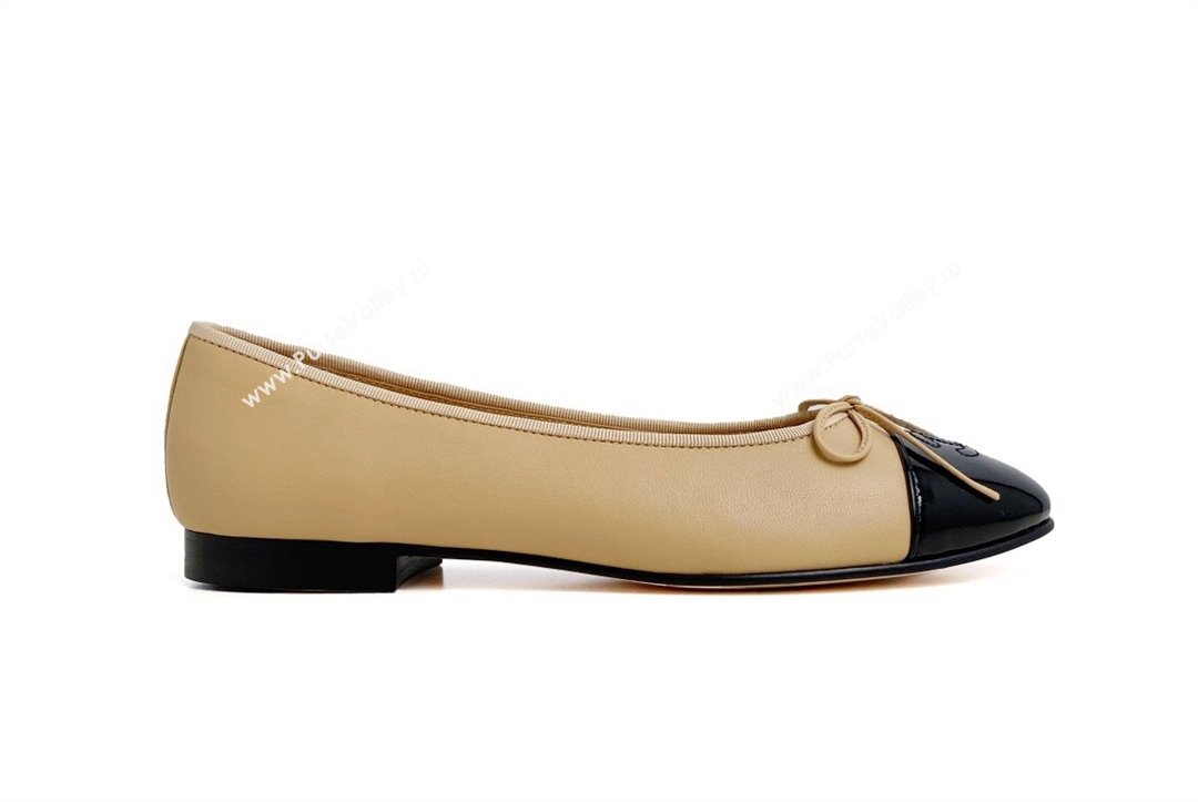 Chanel Leather Classic Ballet Flat Beige Black 2023 2 CH10141 (MD-231016010)