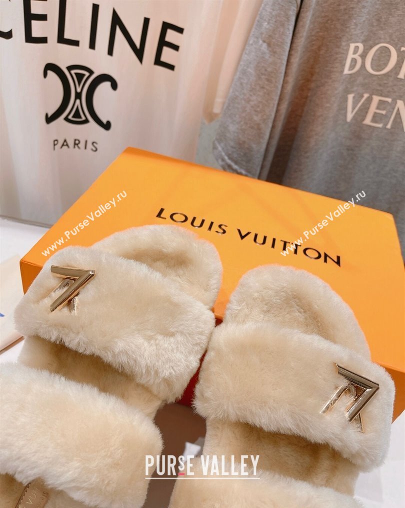 Louis Vuitton LV Sunset Comfort Flat Slide Sandals in Wool Beige 2023 1AC716 (MD-231026121)