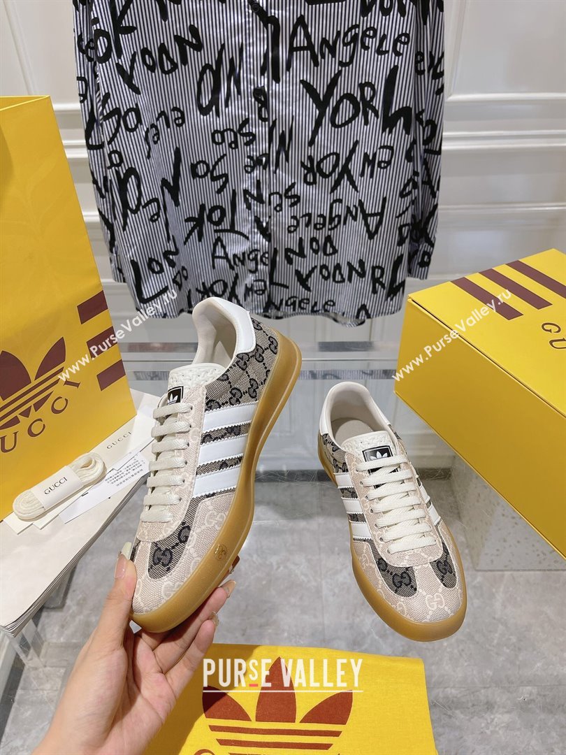 adidas x Gucci Gazelle GG Canvas Low-top Sneakers in GG Canvas Grey 2023 1106 (MD-231106119)