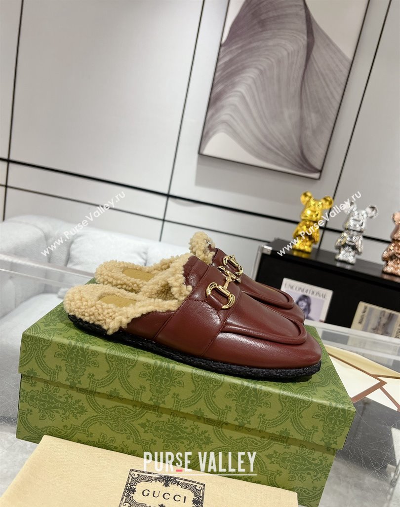 Gucci Flat Mules with Horsebit in Leather and Shearling Burgundy 2023 (MD-231117031)