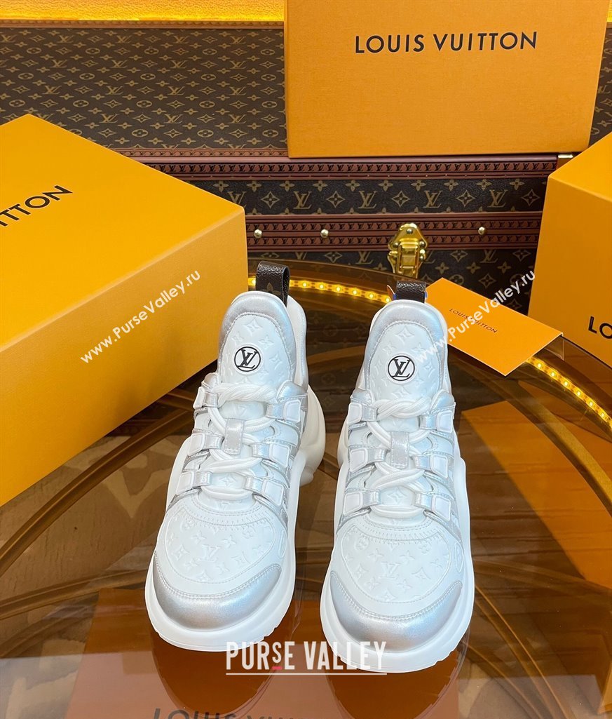 Louis Vuitton LV Archlight Sneakers in Monogram Calf Leather Silver 2023 1121 (MD-231121017)