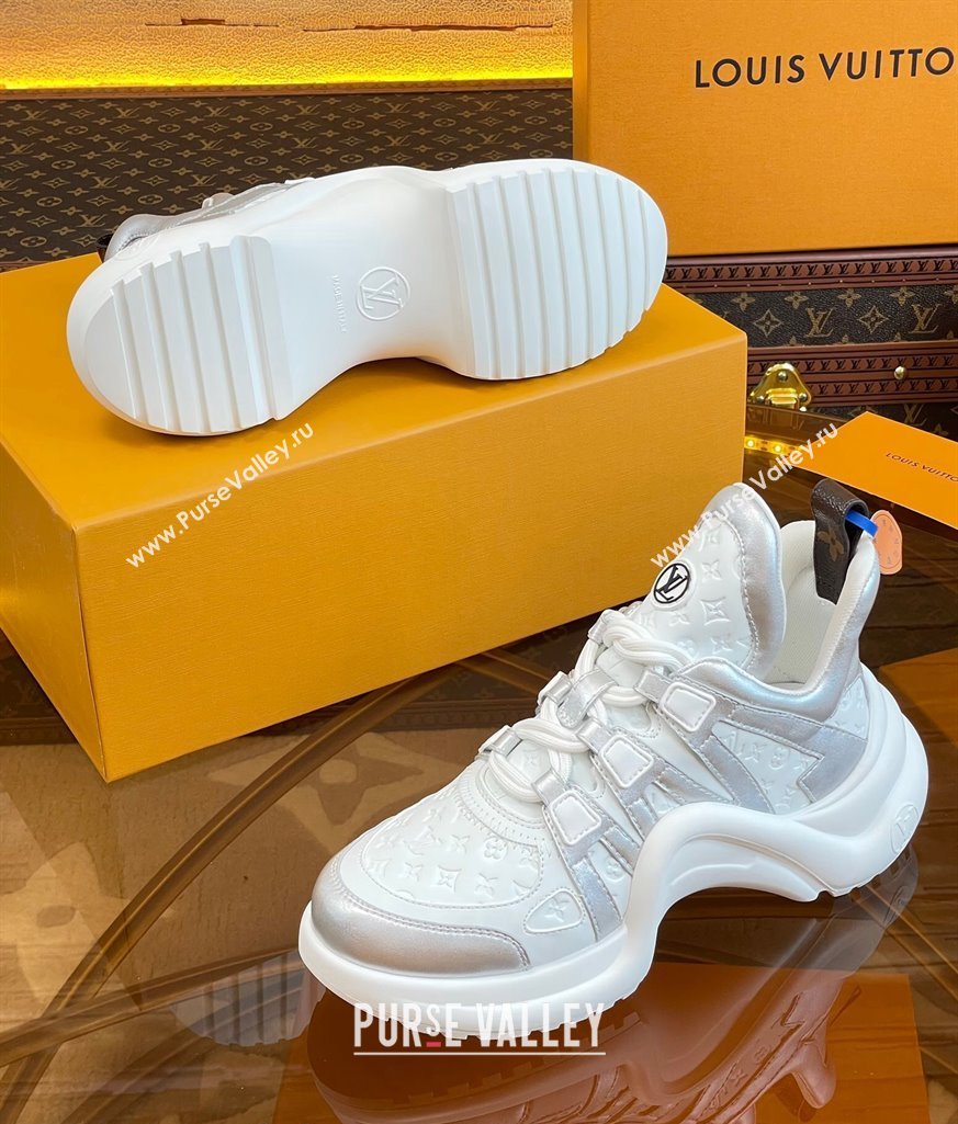 Louis Vuitton LV Archlight Sneakers in Monogram Calf Leather Silver 2023 1121 (MD-231121017)