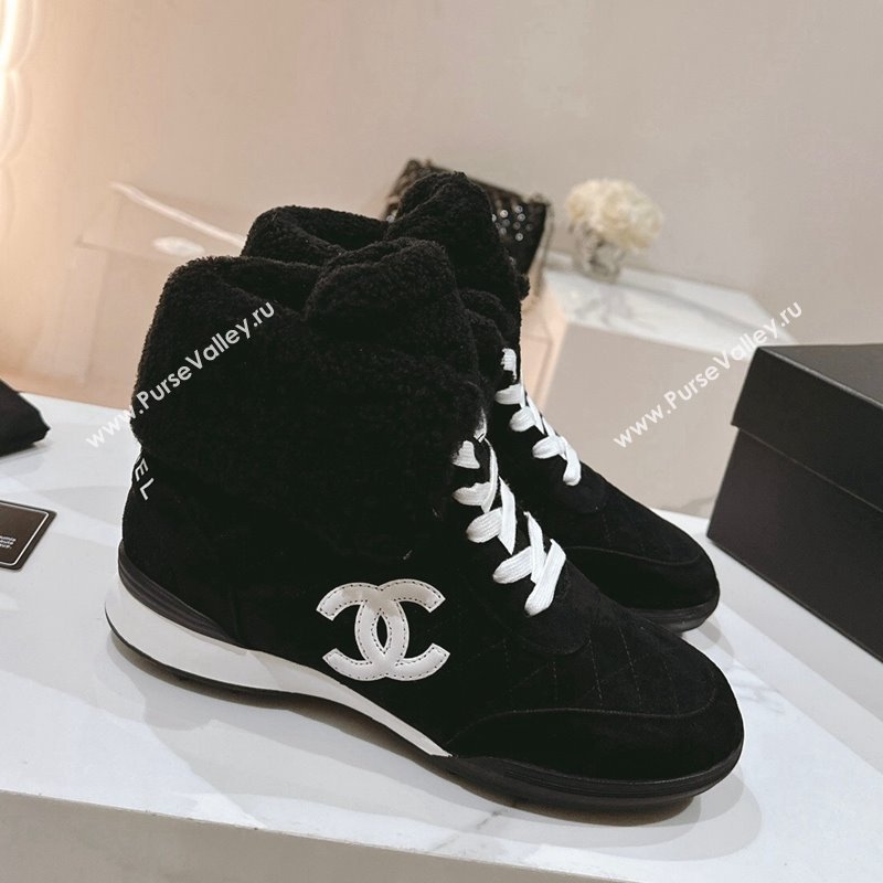 Chanel Quilted Suede and Foldover Shearling Ankle Boots Black 2023 (MD-231120038)