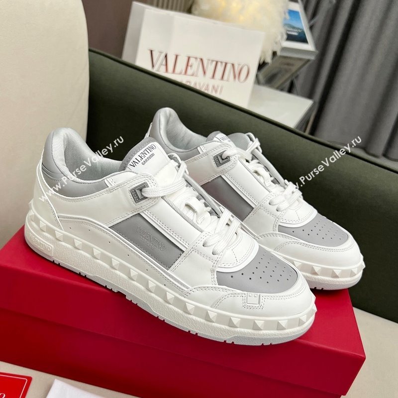 Valentino Freedots Low Top Calfskin Sneakers White/Grey 2023 (MD-231121104)