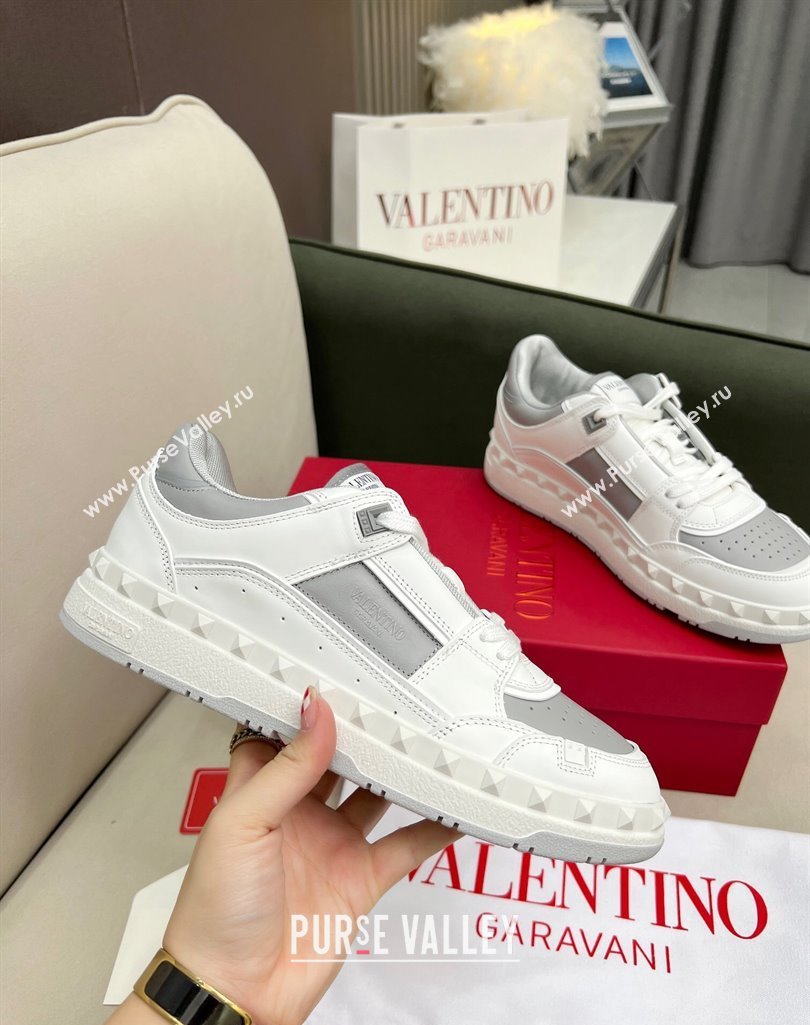 Valentino Freedots Low Top Calfskin Sneakers White/Grey 2023 (MD-231121104)