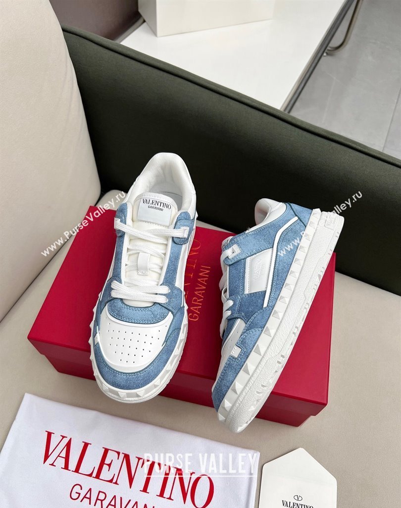 Valentino Freedots Low Top Sneakers in White Leather and Blue Denim 2023 (MD-231121107)