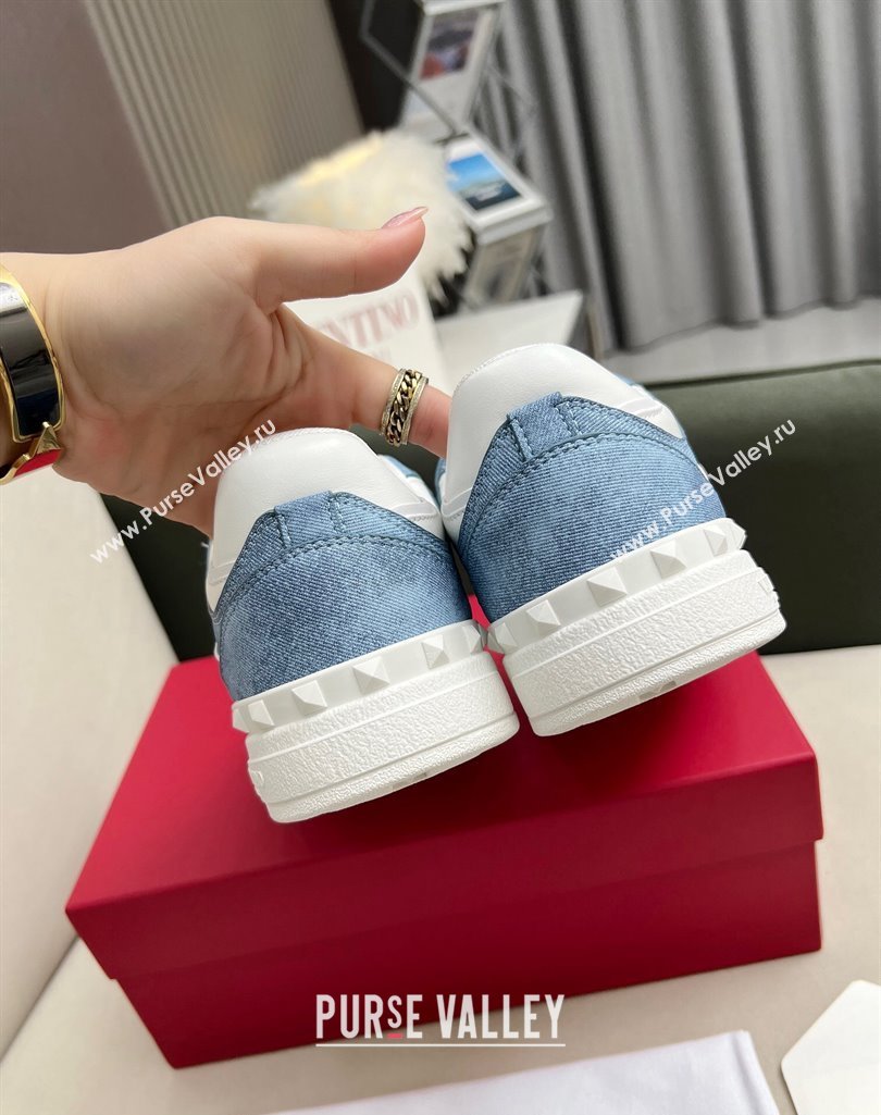 Valentino Freedots Low Top Sneakers in White Leather and Blue Denim 2023 (MD-231121107)