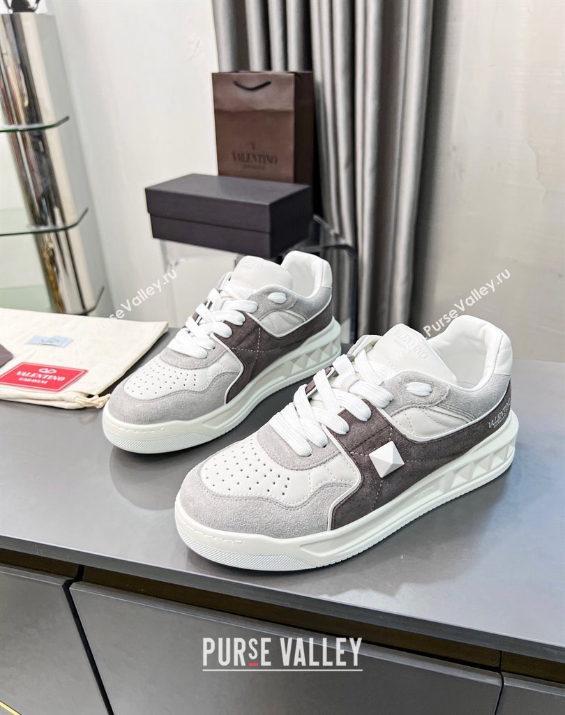 Valentino ONE STUD Sneakers in Split Leather and Suede White/Grey 2023 (MD-231121110)