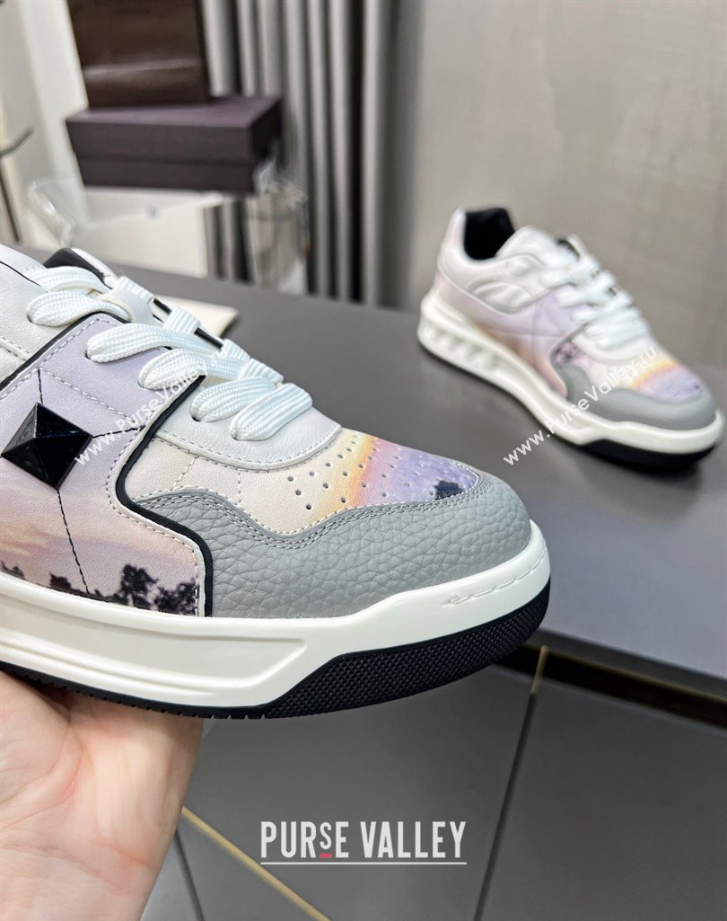 Valentino ONE STUD Sneakers in Printed Calfskin Purple/Grey 2023 1121 (MD-231121112)