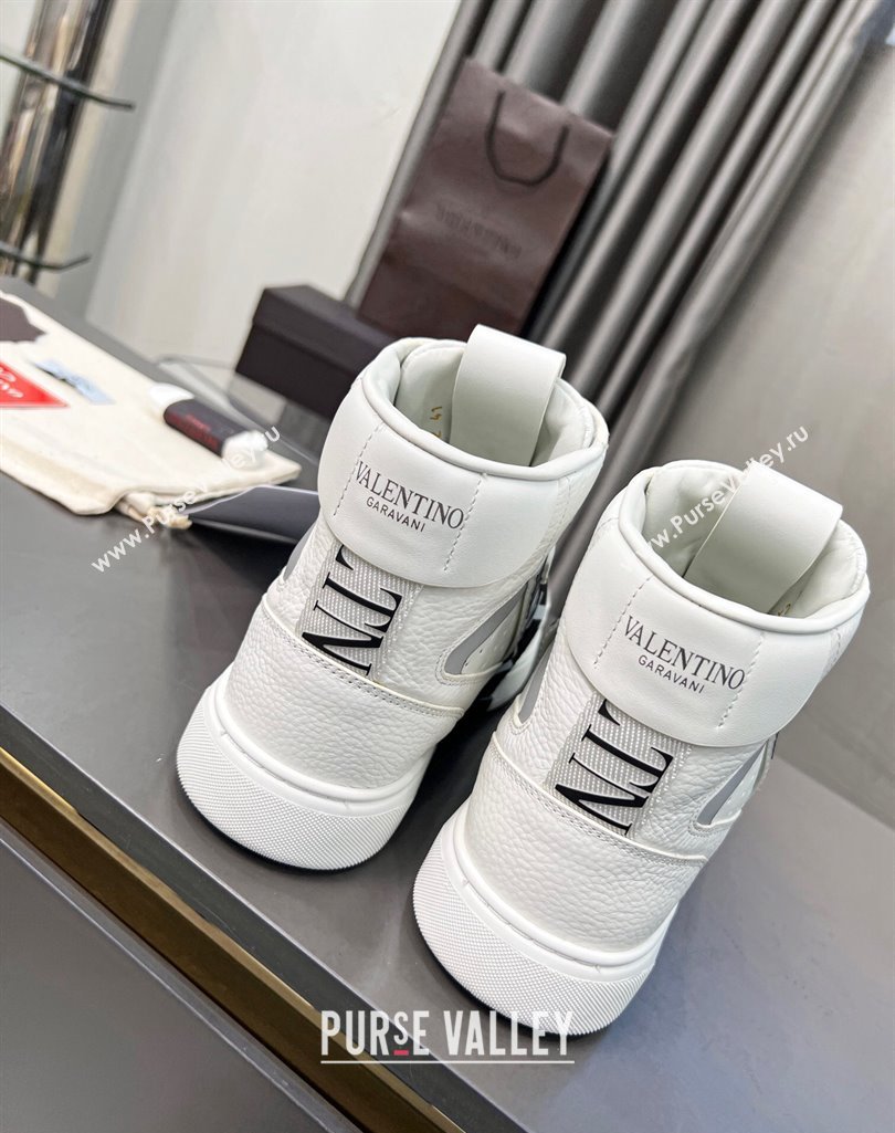 Valentino VL7N High Banded Calfskin and Mesh Sneakers White1/Black 2023 1121 (MD-231121134)