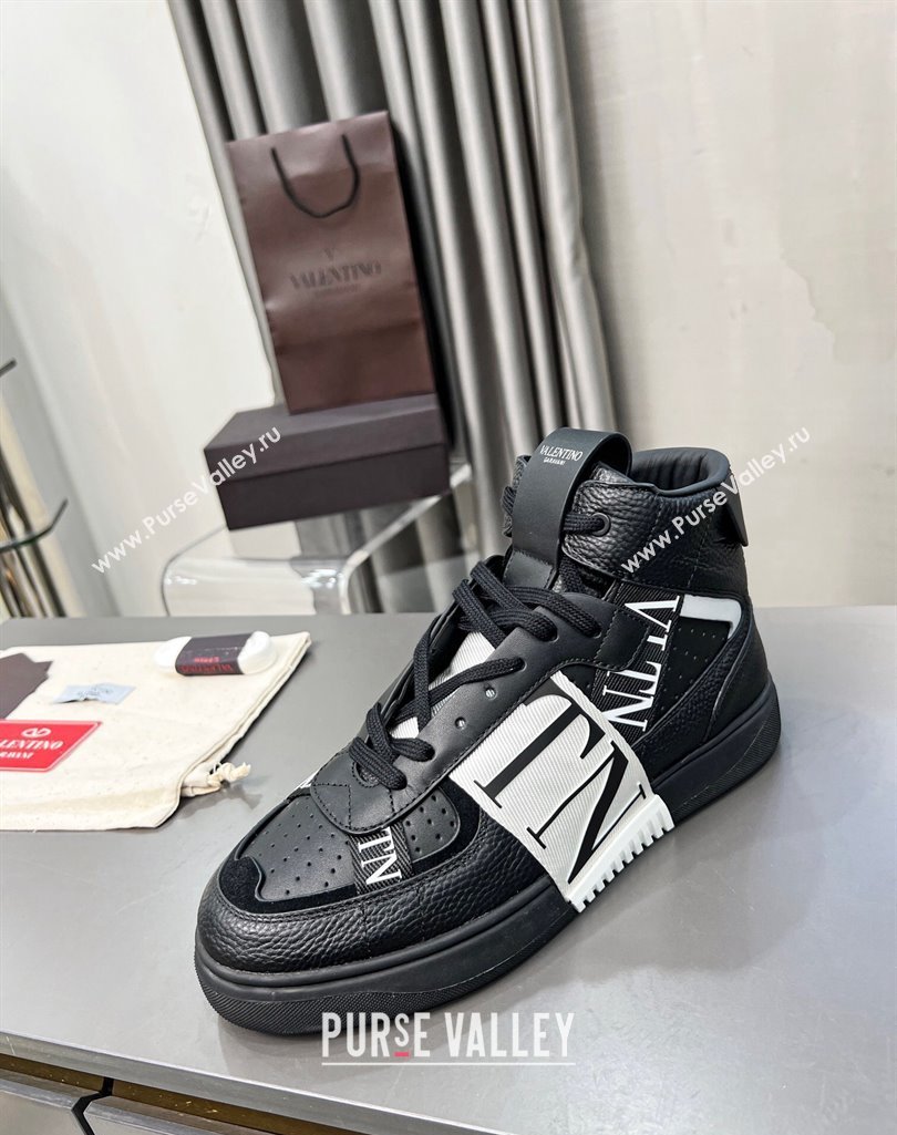 Valentino VL7N High Banded Calfskin and Mesh Sneakers Black/White 2 2023 1121 (MD-231121135)