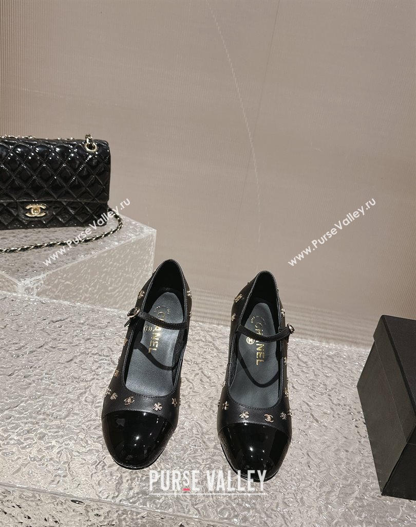 Chanel Lambskin Mary Janes Pumps with Logo Charm Black 2023 CH11211 (MD-231121064)