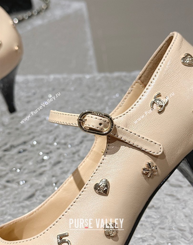 Chanel Lambskin Mary Janes Pumps with Logo Charm Beige 2023 CH11211 (MD-231121066)