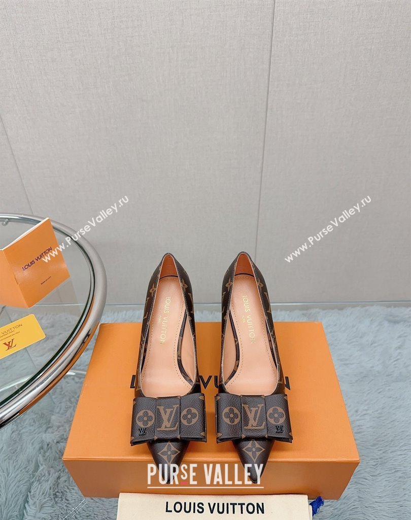 Louis Vuitton Blossom Pumps 7.5cm in Monogram Canvas with Bow 2023 1AC84X (MD-231121051)