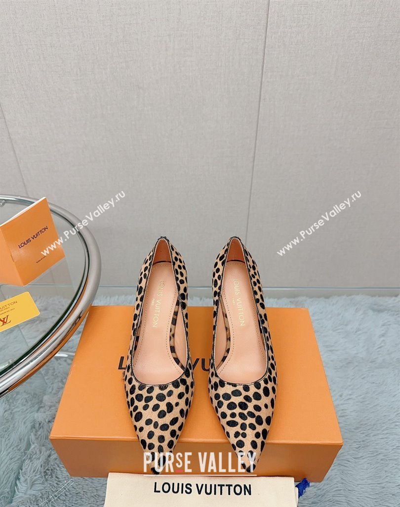 Louis Vuitton Blossom Pumps 7.5cm in Animal Print 2023 1ACAUX (MD-231121054)