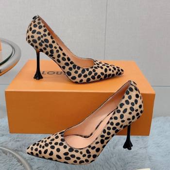 Louis Vuitton Blossom Pumps 9.5cm in Animal Print with Bow 2023 1ACAUX (MD-231121055)