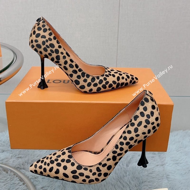 Louis Vuitton Blossom Pumps 9.5cm in Animal Print with Bow 2023 1ACAUX (MD-231121055)