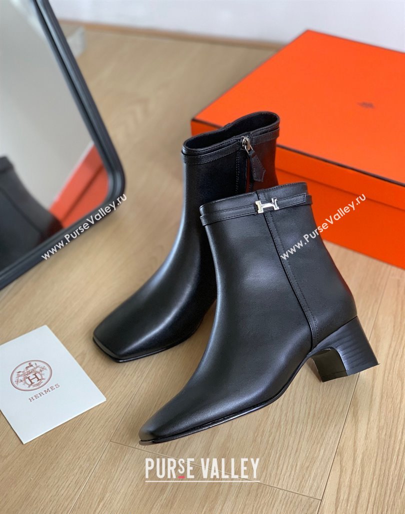 Hermes Hommage Heel Ankle boots 5cm in Calfskin Black 2023 (MD-231117001)