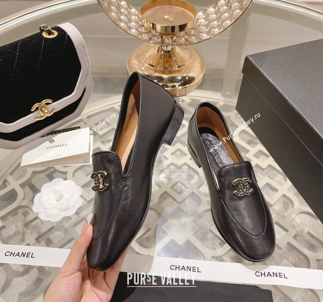 Chanel Lambskin Loafers with Pearls CC Black 2023 CH120106 (MD-231201032)